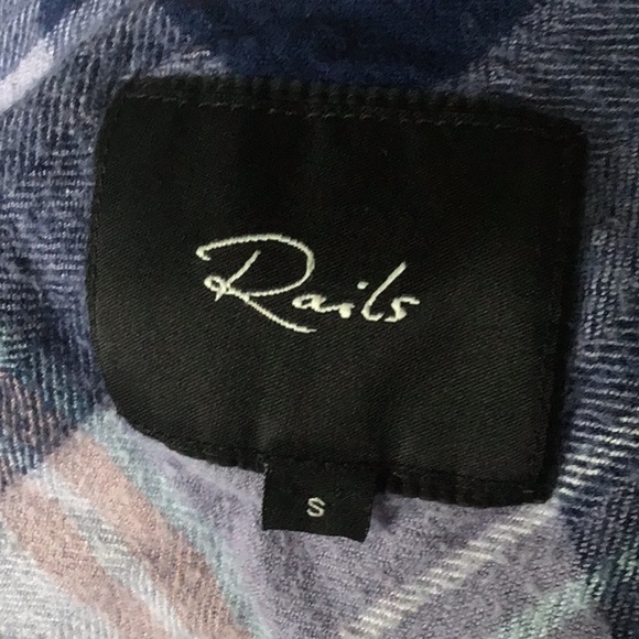 Rails Hunter plaid flannel shirt Coast button front long sleeve Size S - Picture 4 of 6